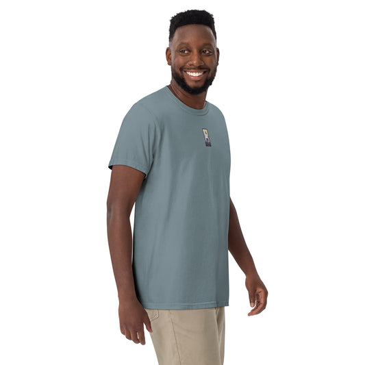 Ice Blue T-Shirt, Vorderansicht mit kleinem Brustlabel
