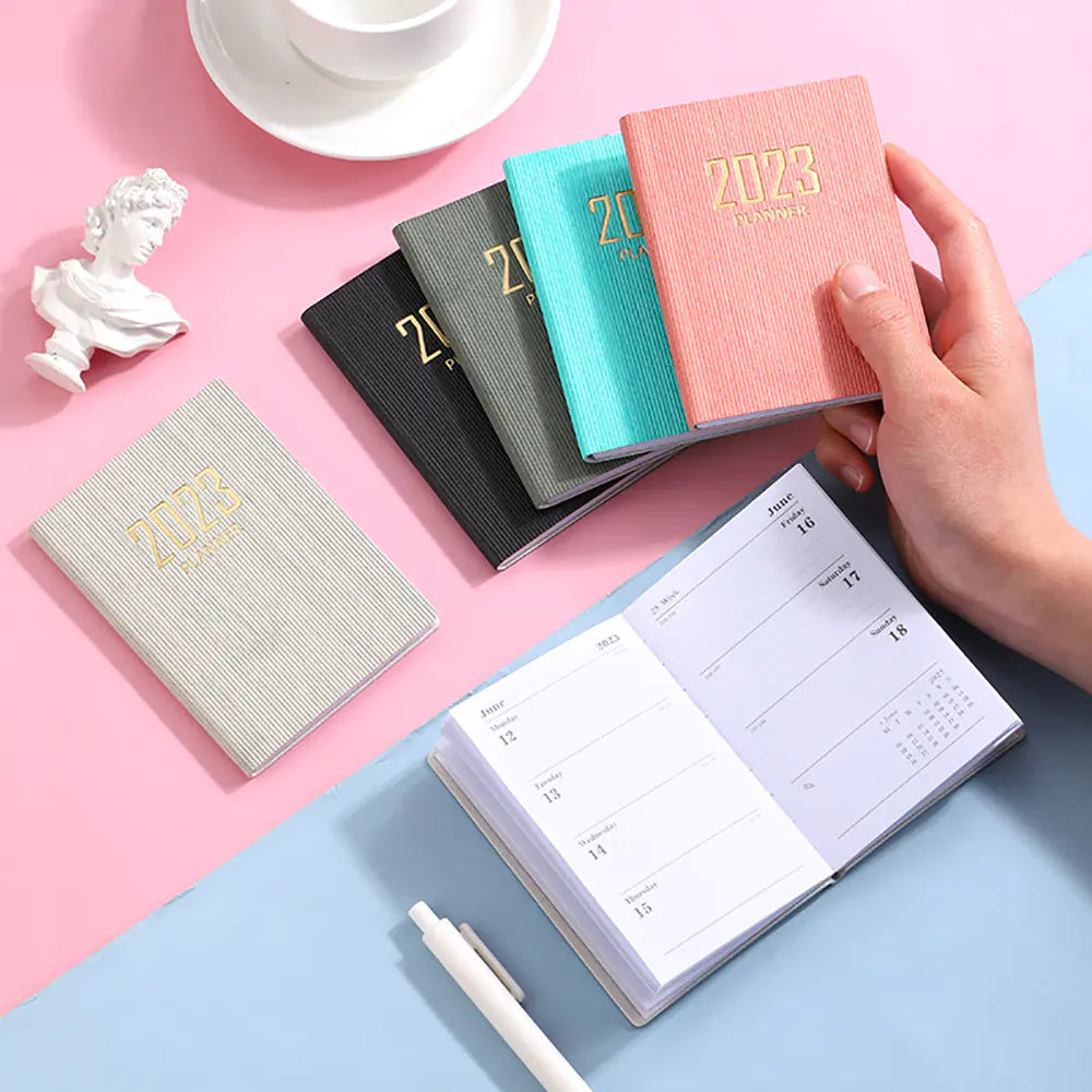 A7 Ultralight Portable English Calendar - Georg Werner