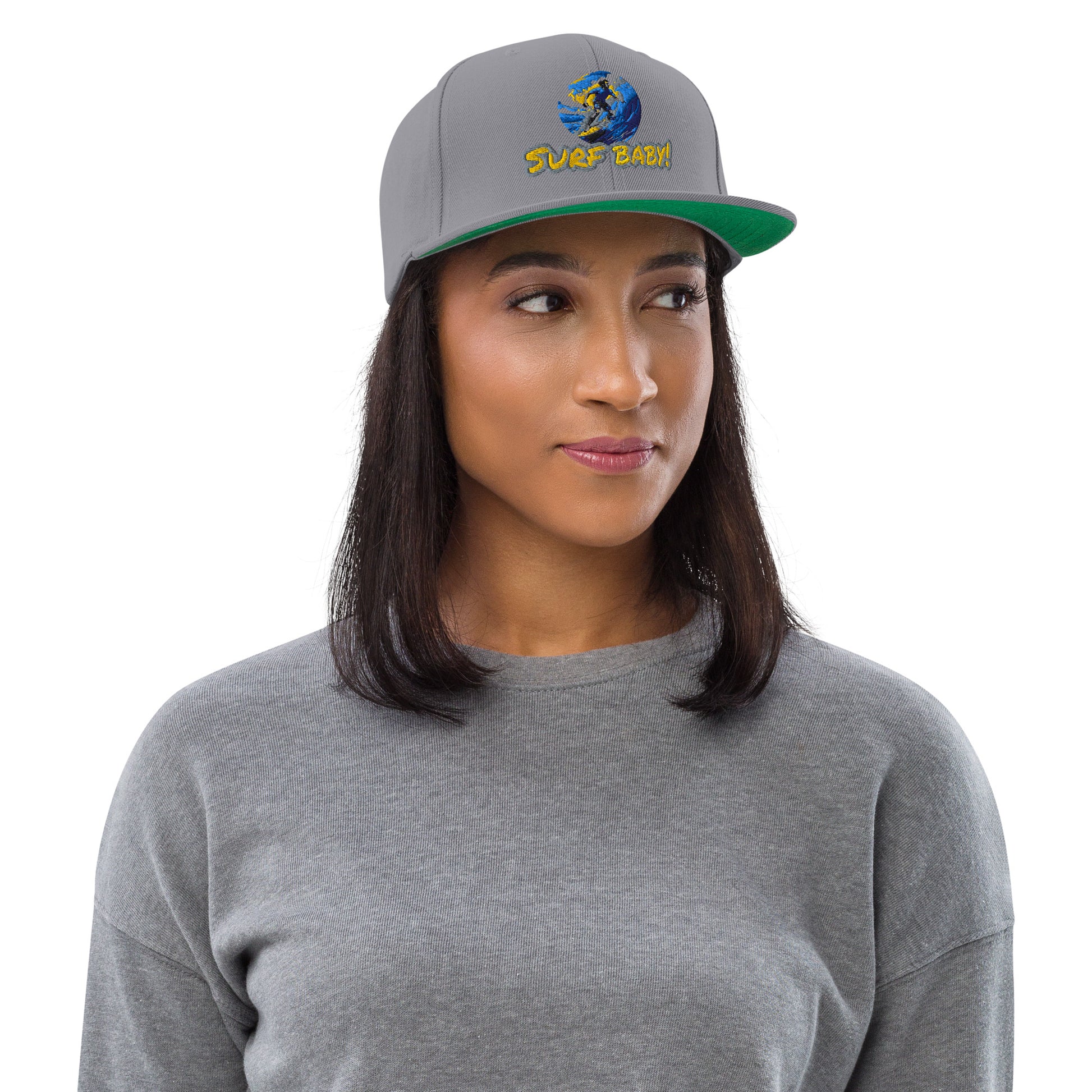 Grau melierte Snapback-Kappe "Surf Baby" mit grüner Schirmunterseite, frontal