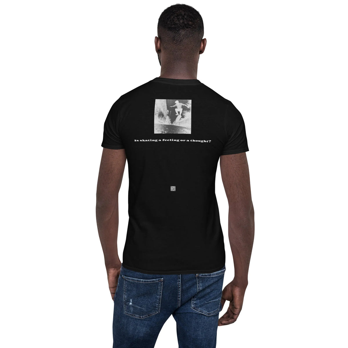SBB#2 Black Edition Unisex T-Shirt in Schwarz – Rückenansicht