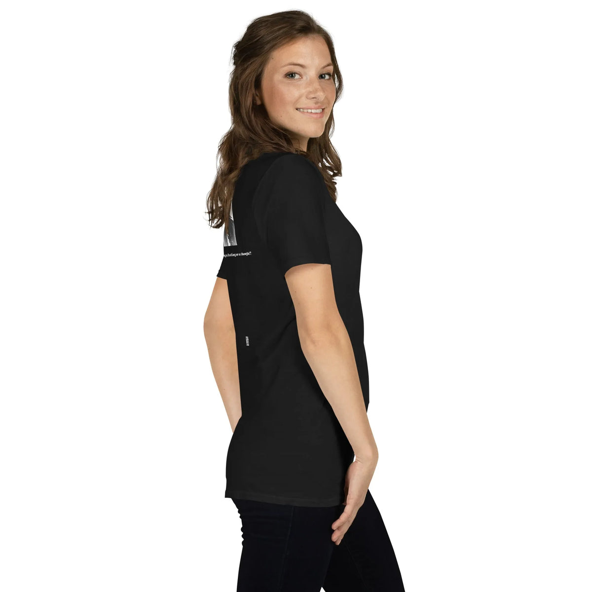 SBG#2 Black Edition Unisex T-Shirt in Schwarz – Seitenansicht rechts