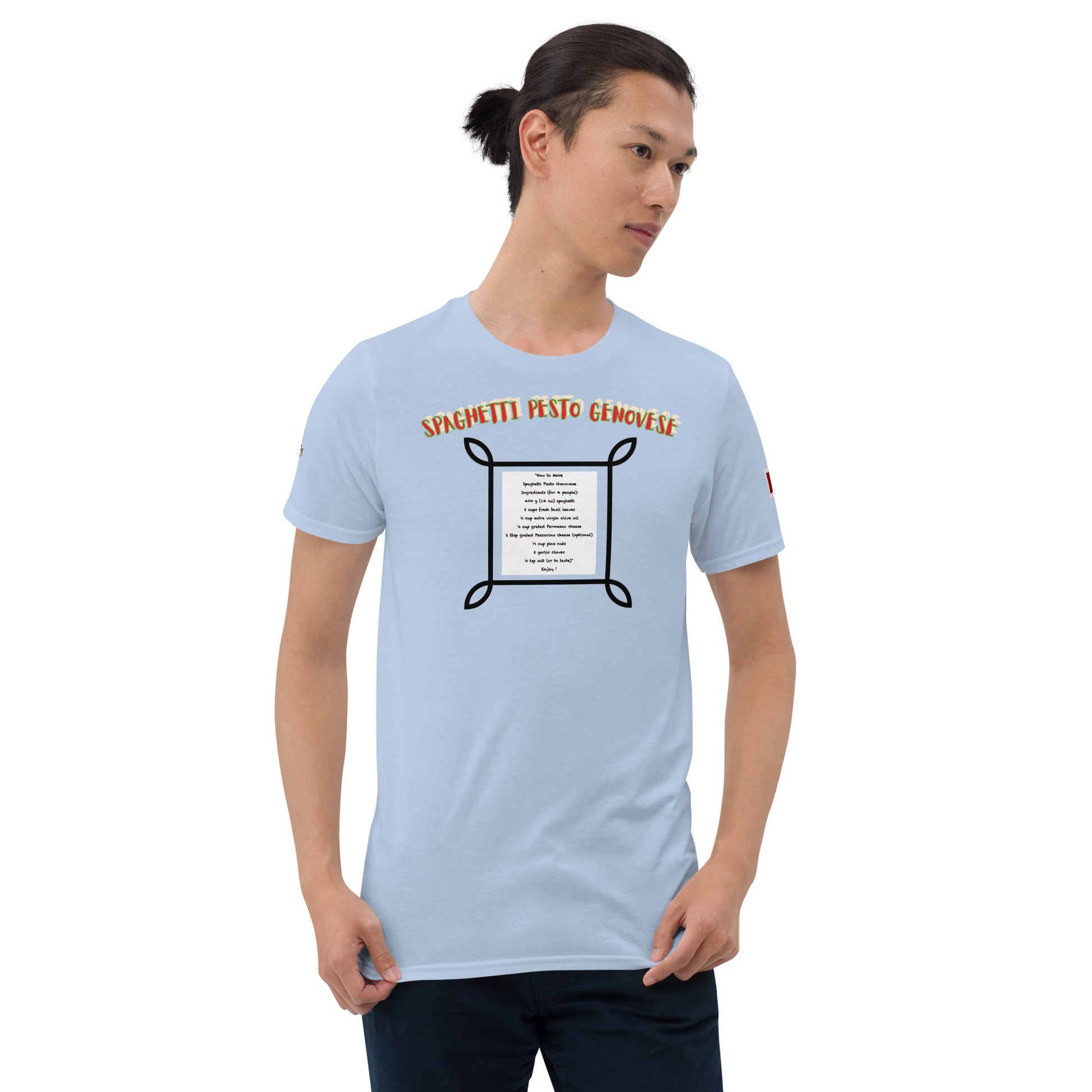Unisex T-shirt, hellblau, Spaghetti-Pesto-Print vorn im schwarzen Rahmen
