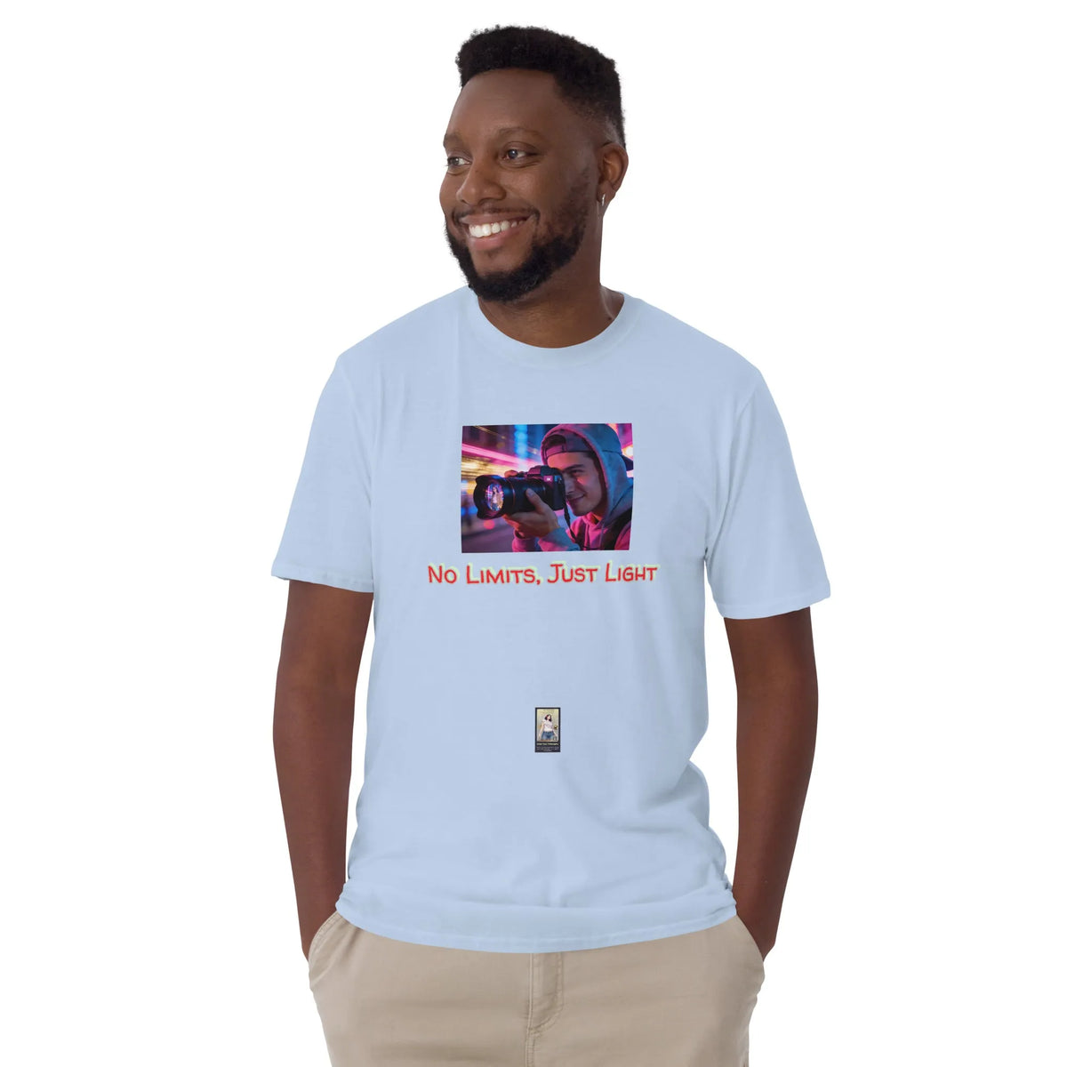 Photo#1 Unisex T-Shirt in Light Blue – Vorderansicht Detail