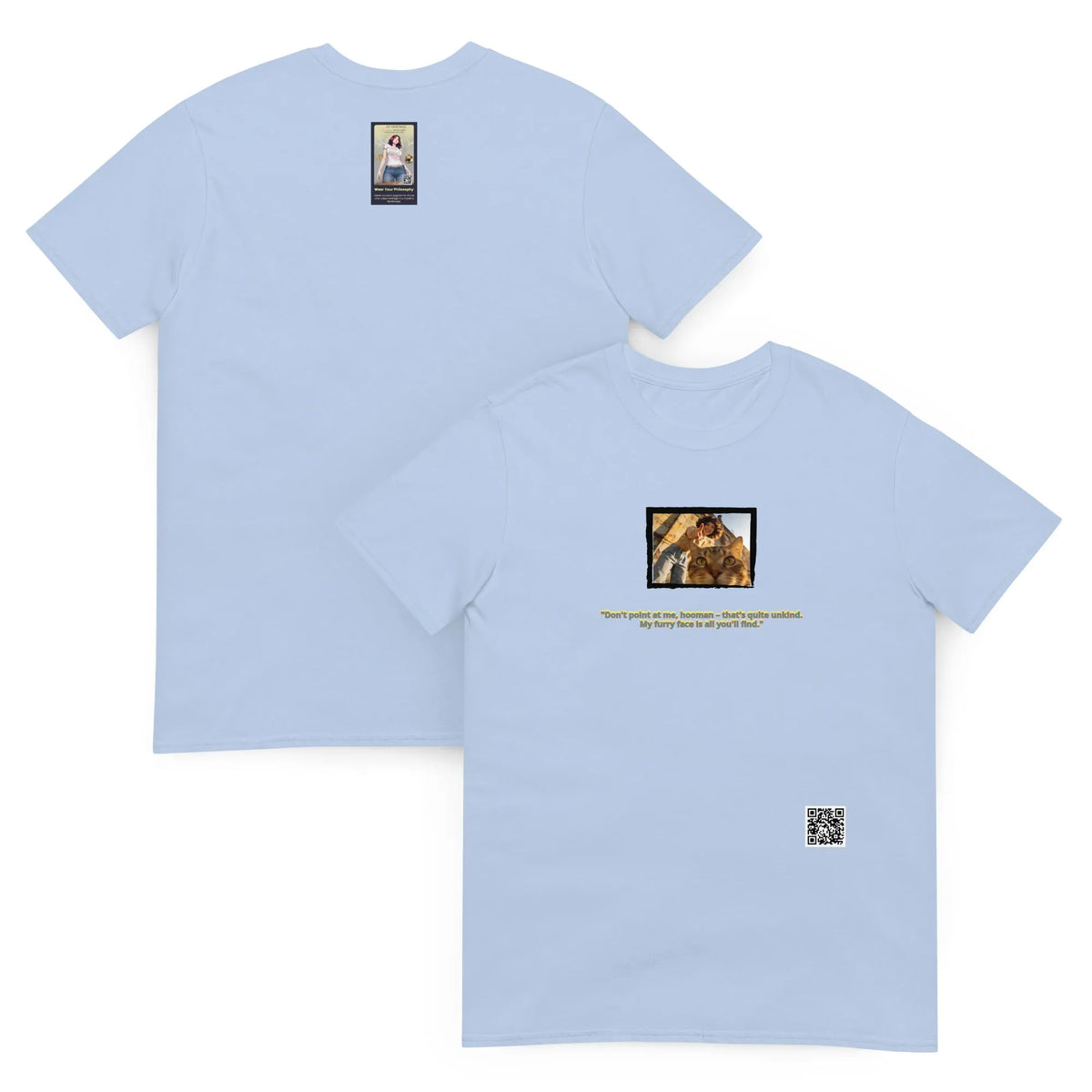 Retropet#1 Unisex T-Shirt in Light Blue – Vorderansicht Detail