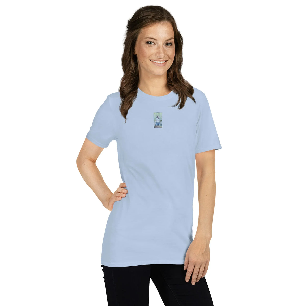 VHS#1 Unisex T-Shirt in Light Blue – Seitenansicht rechts / Vorderansicht