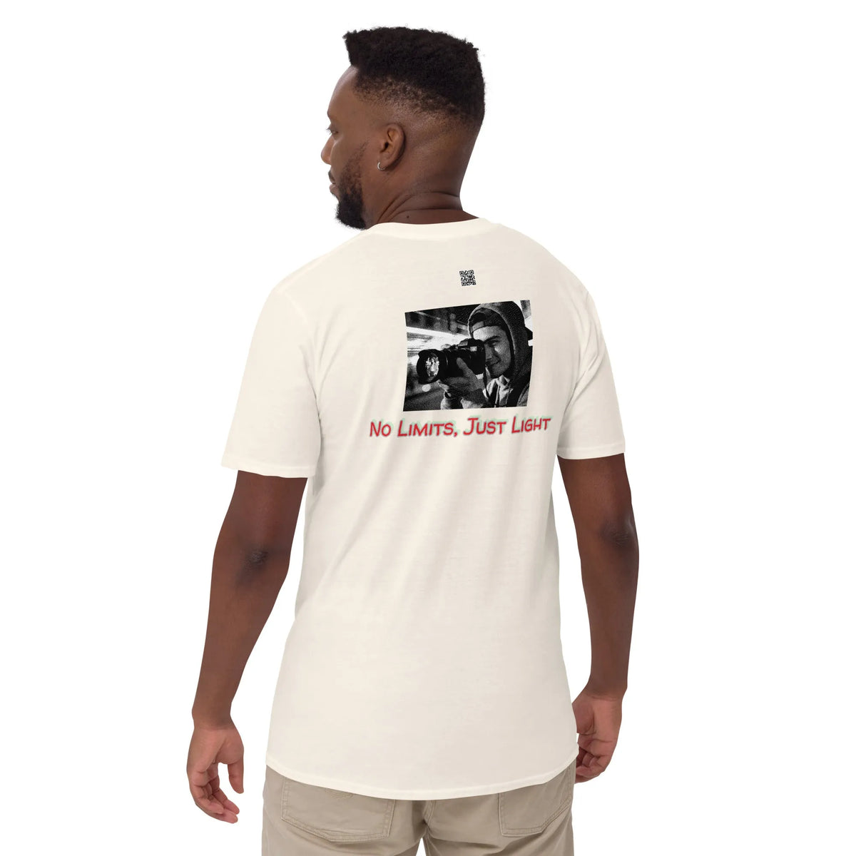 Photo#1 Unisex T-Shirt in Natural – Rückenansicht