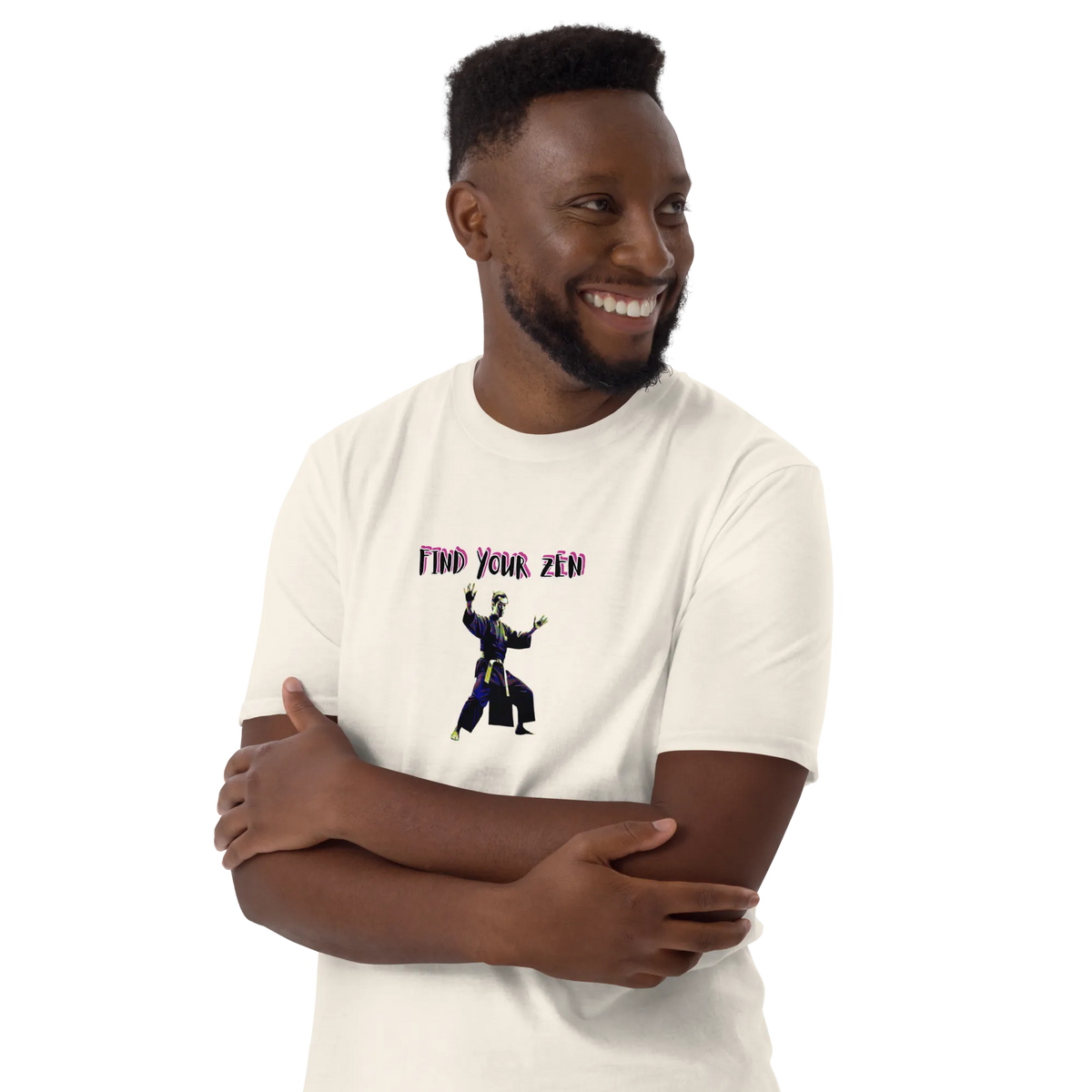 AMIG#2 Unisex T-Shirt in Natural – Vorderansicht Nahaufnahme