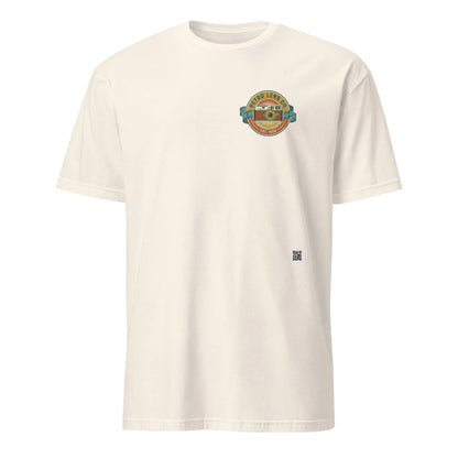 RetroLens#2 Unisex T-Shirt in Natural – Vorderansicht Detail