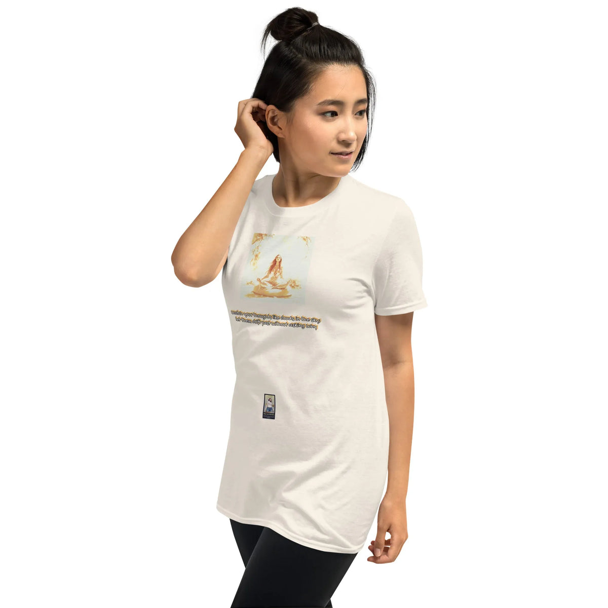 ZEN#2 Unisex T-Shirt in Natural – Seitenansicht links / Vorderansicht