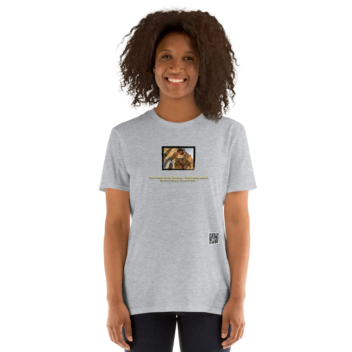 Retropet#1 Unisex T-Shirt in Sport Grey – Vorderansicht Nahaufnahme