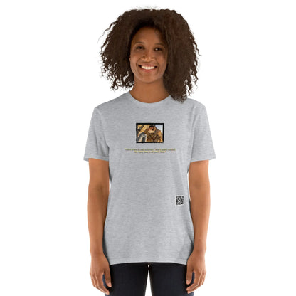 Retropet#1 Unisex T-Shirt in Sport Grey – Vorderansicht Nahaufnahme
