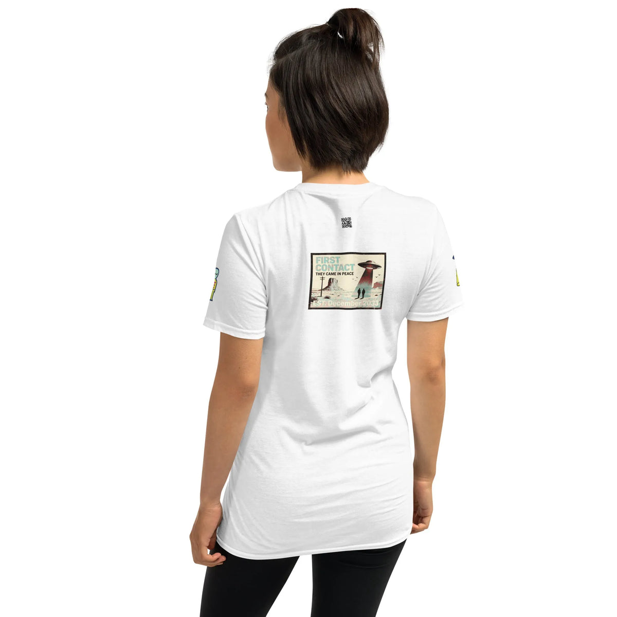 Syfy#1 Unisex T-Shirt in Weiß – Rückenansicht