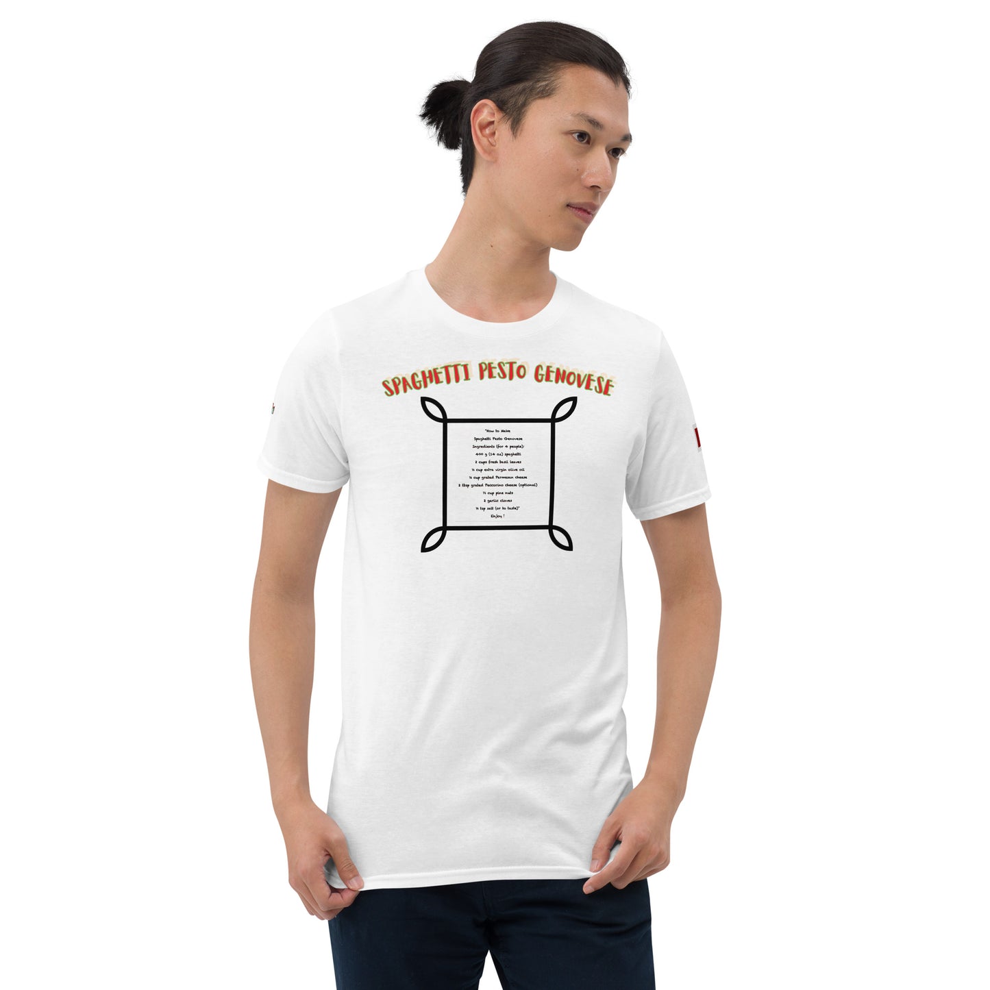 Weißes unisex T-Shirt mit großem Frontprint „Spaghetti Pesto Genovese“ und Flaggenpatch am Ärmel