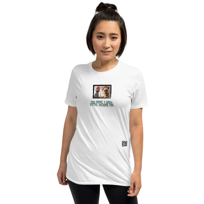 Retropet#3 Unisex T-Shirt in Weiß – Vorderansicht Nahaufnahme