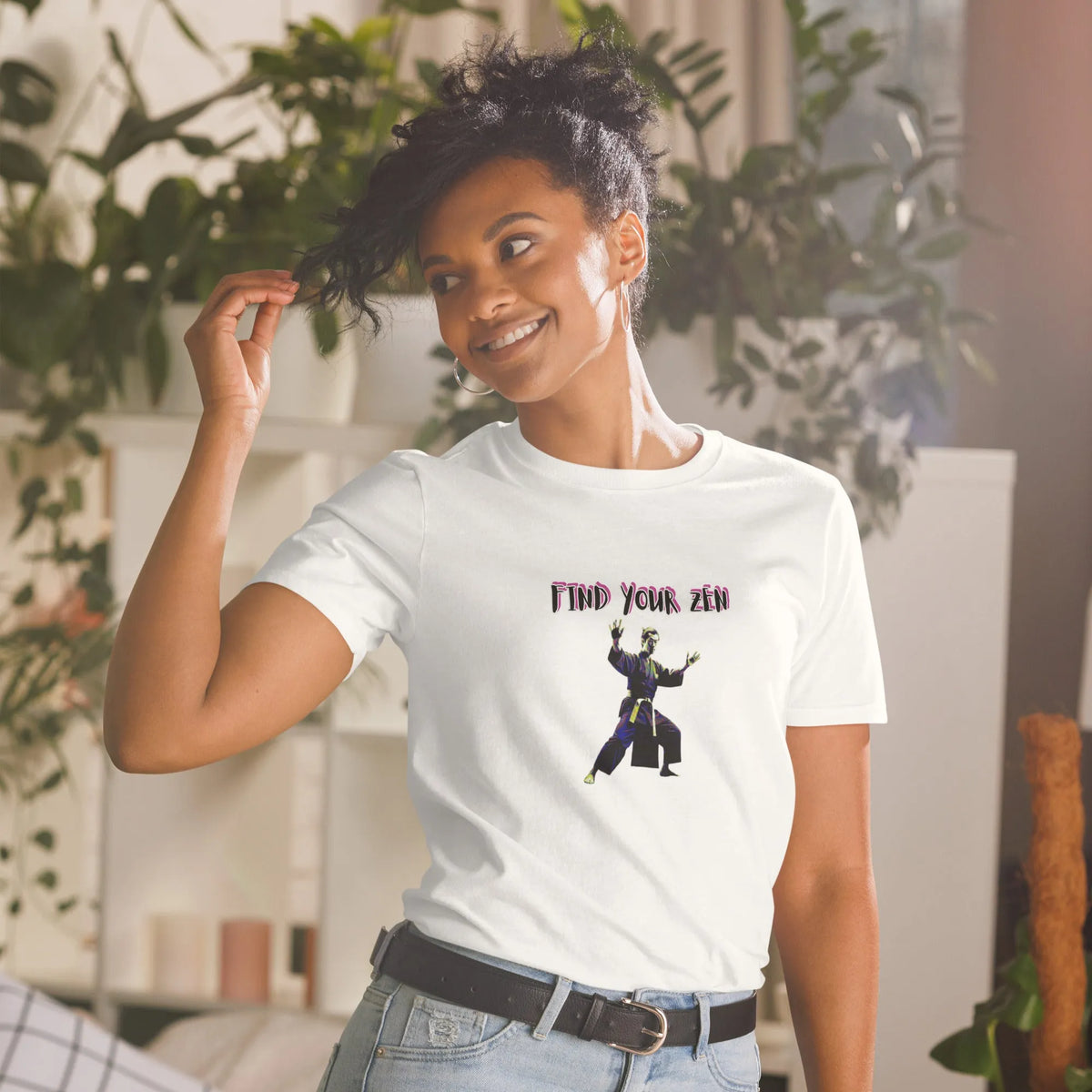 AMIG#2 Unisex T-Shirt in Weiß – Vorderansicht