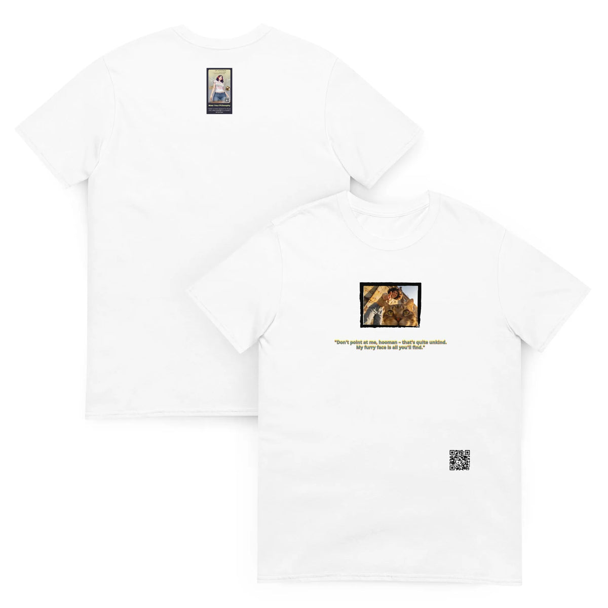 Retropet#1 Unisex T-Shirt in Weiß – Vorderansicht Detail