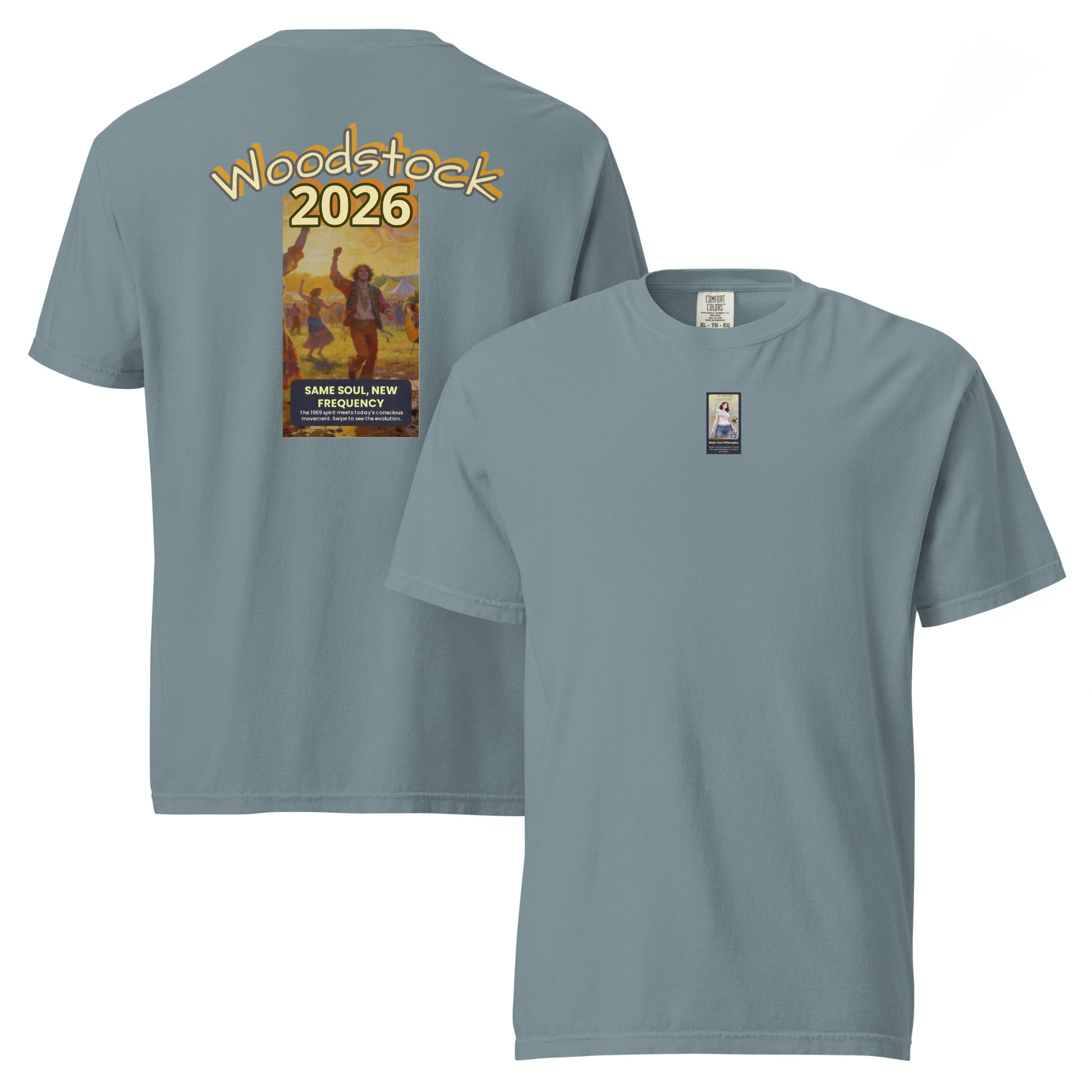 Ice Blue T-Shirt, Vorder- und Rückansicht mit „Woodstock 2026“-Grafik