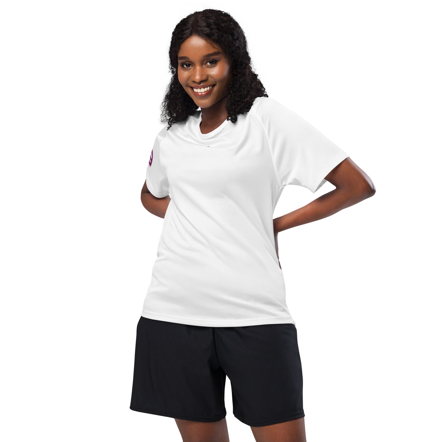 White sports jersey with small sleeve logo, crew neck and short sleeves