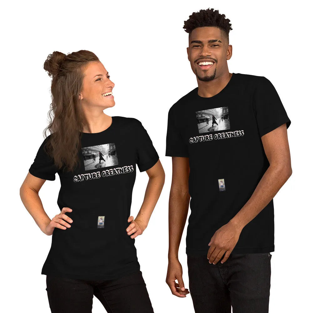 Photo#2 Unisex t-shirt in Schwarz – Vorderansicht Nahaufnahme